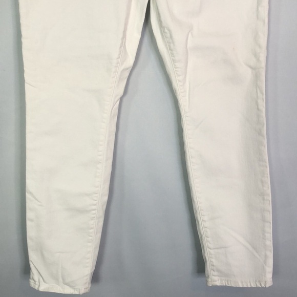 Ann Taylor THE SKINNY IN CURVY White Jean
Size 10 - Picture 4 of 9